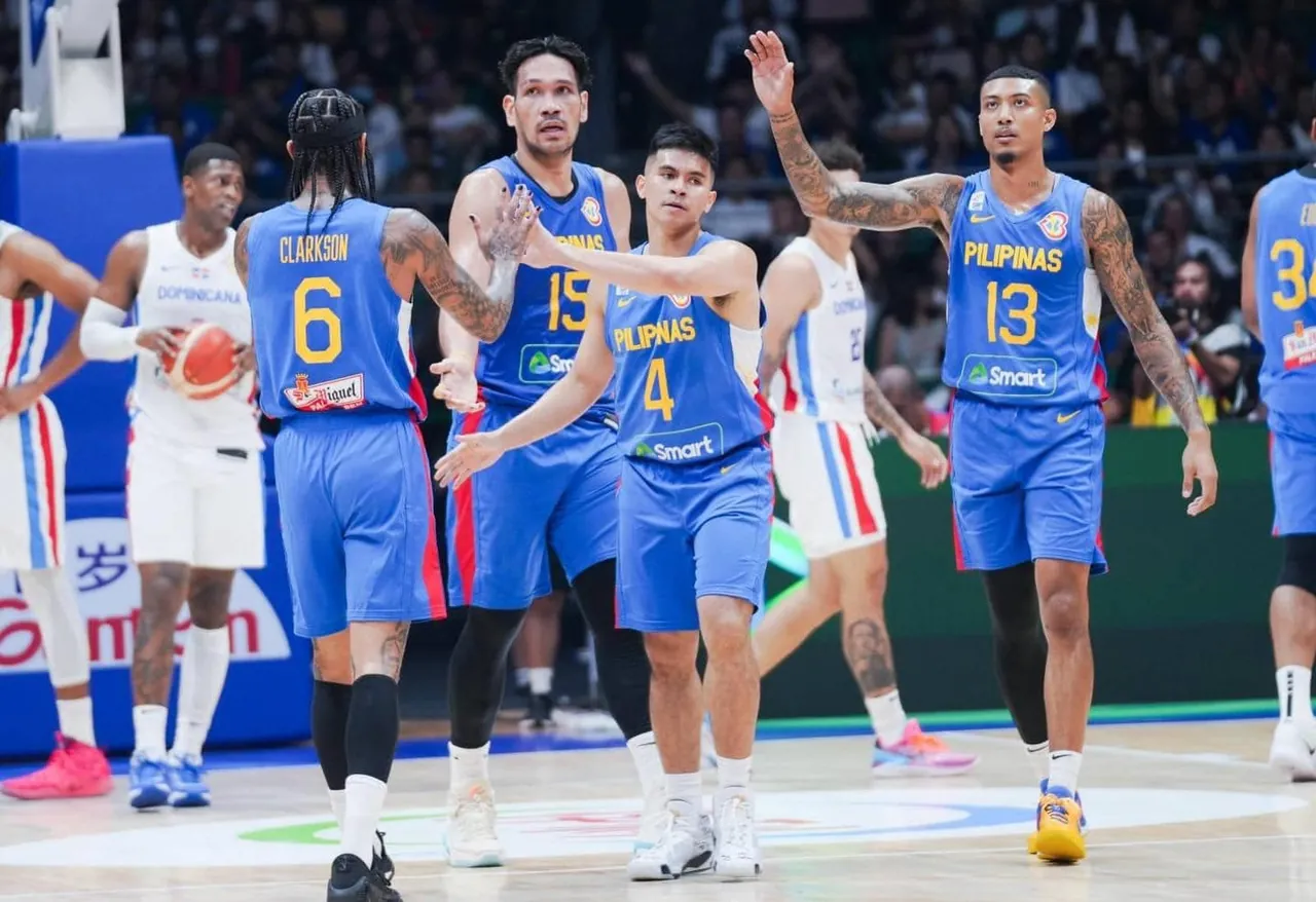 The Philippines national team on court at the 2023 FIBA Basketball World Cup